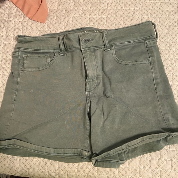 American Eagle shorts - Picture 2 of 3